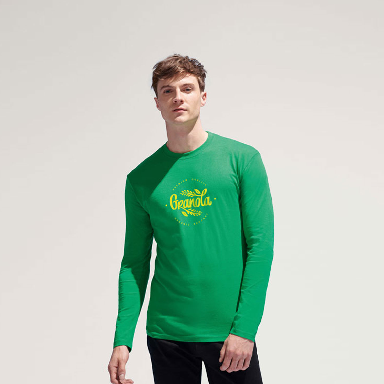 T Shirt Personalizzata Maniche Lunghe Stampata Con Modellao Indossata